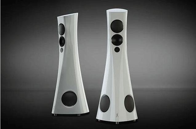 爱思特浓搭载accuton艾卡顿，内外皆...