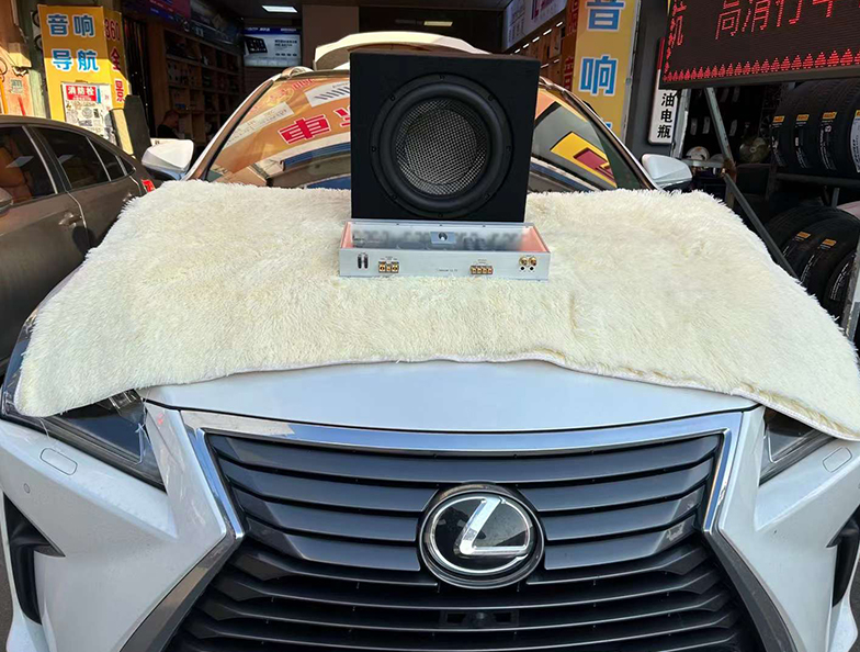 雷克萨斯RX300音响二...