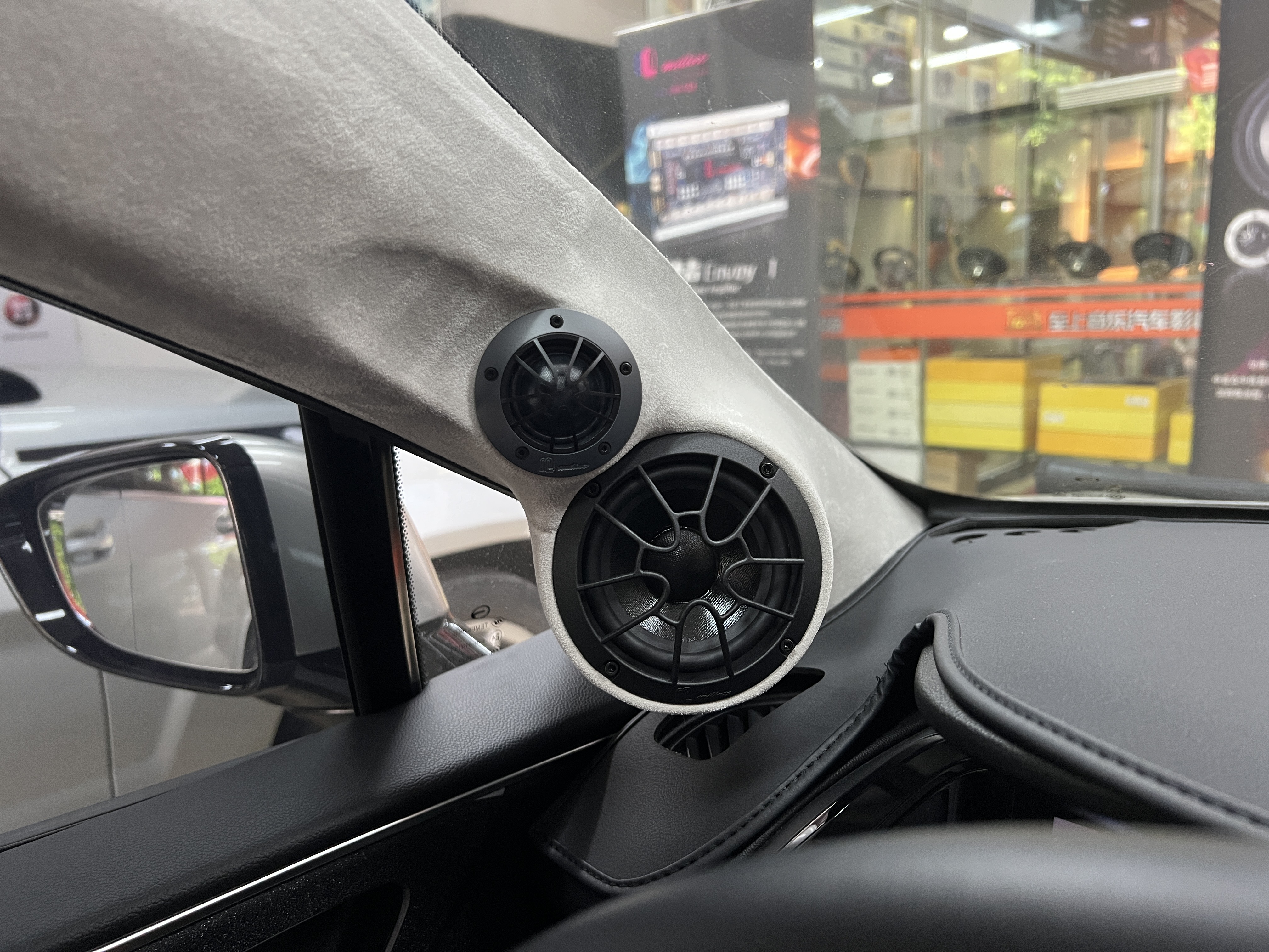 传祺埃安改装歌剧世家音响...