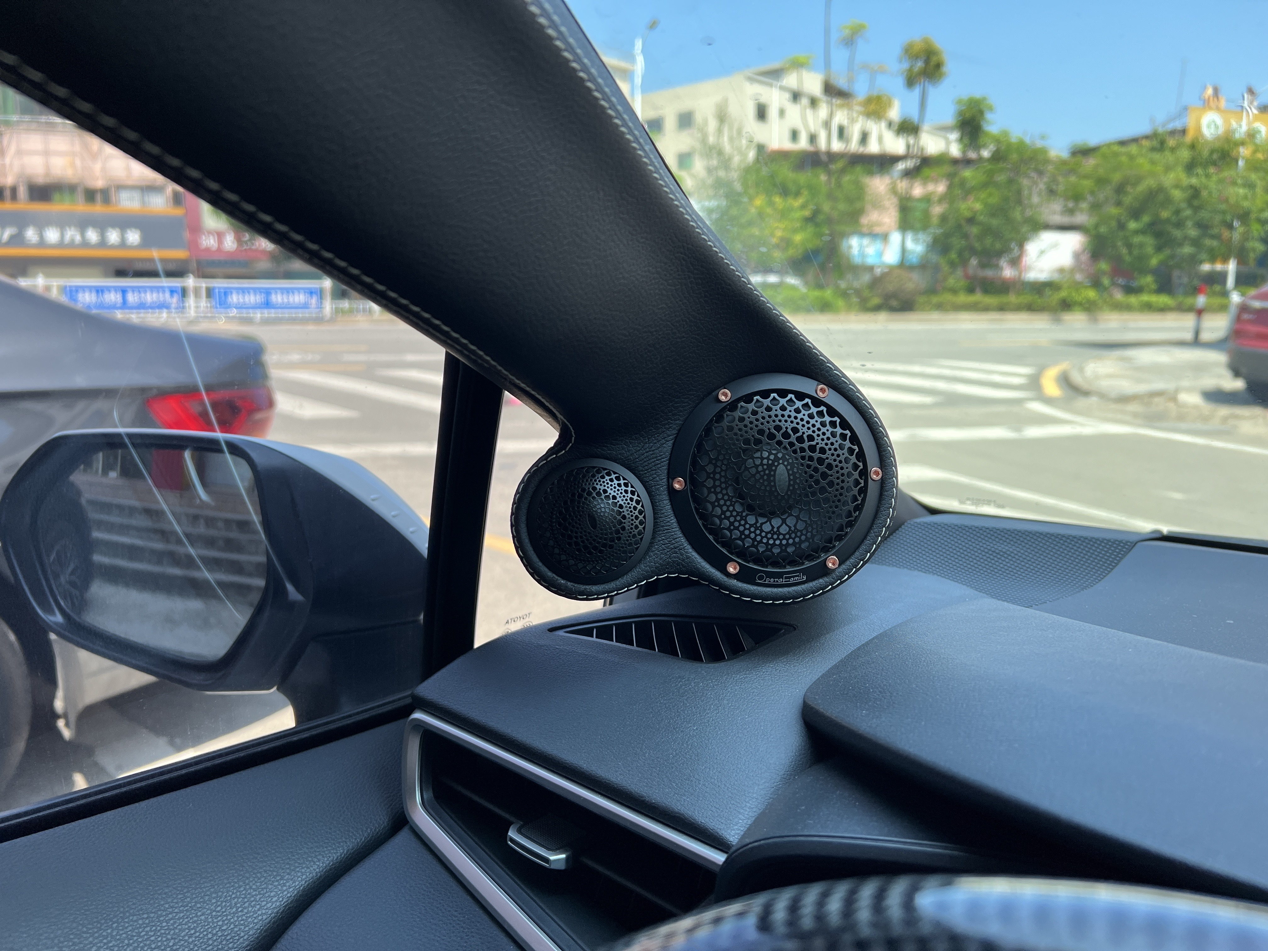 厉害了，丰田雷凌改装成这...