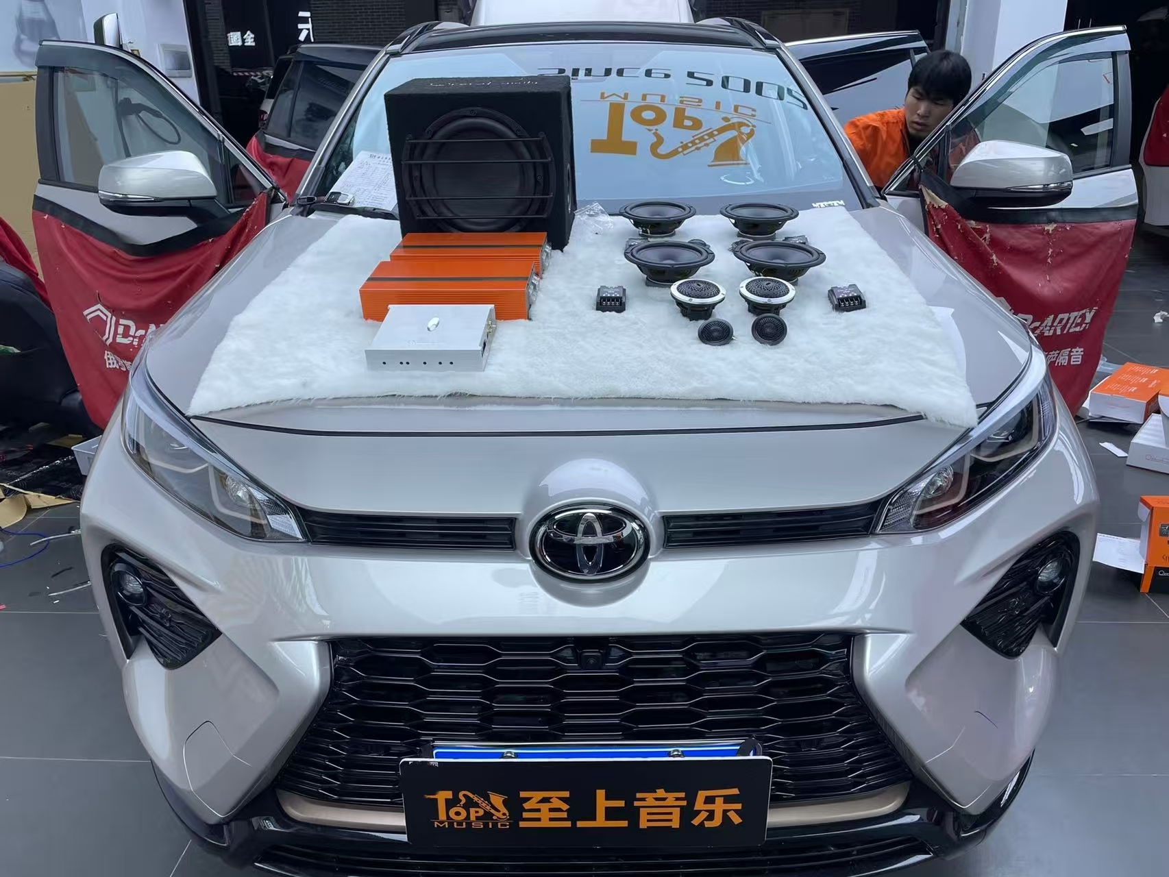 丰田威兰达音响隔音升级，音质升级，乐享人生