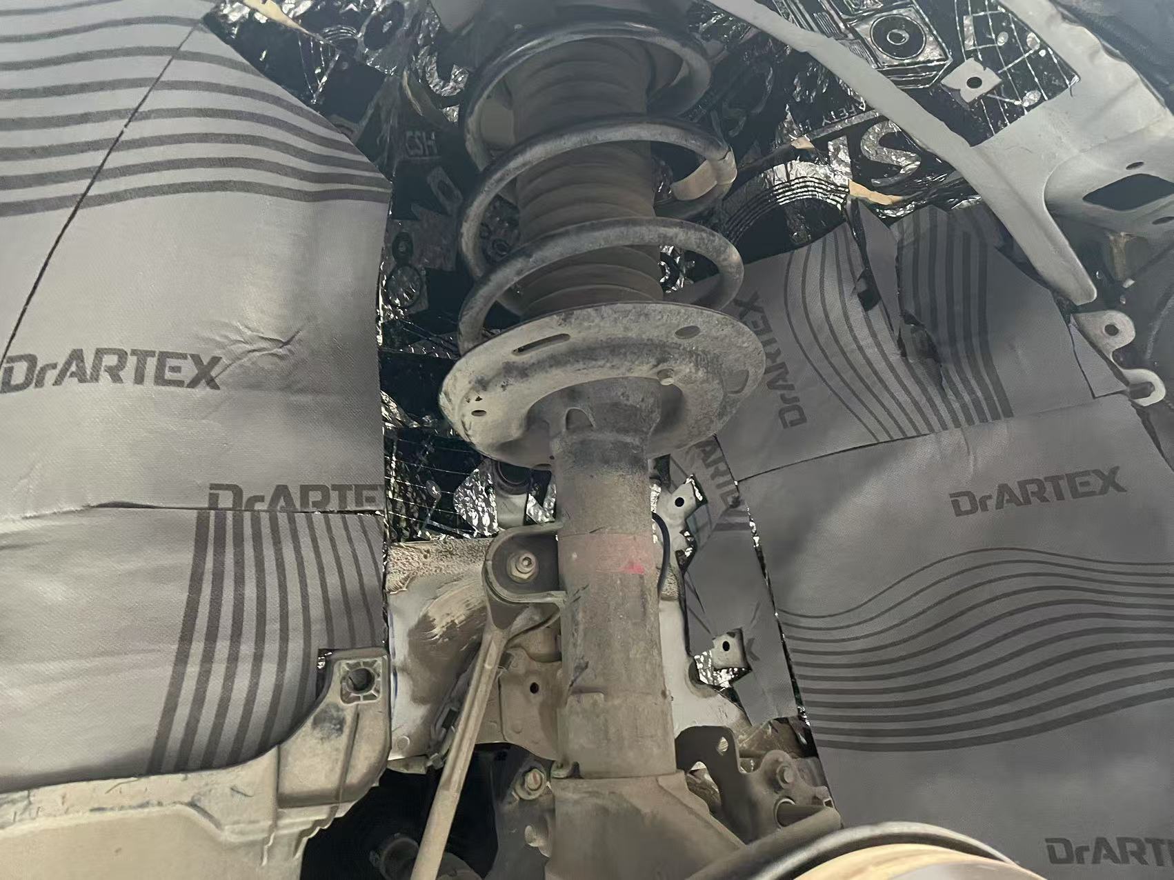 1739159406795677.jpg 外轮毂 俄罗斯阿德萨超级护甲07隔音棉.jpg