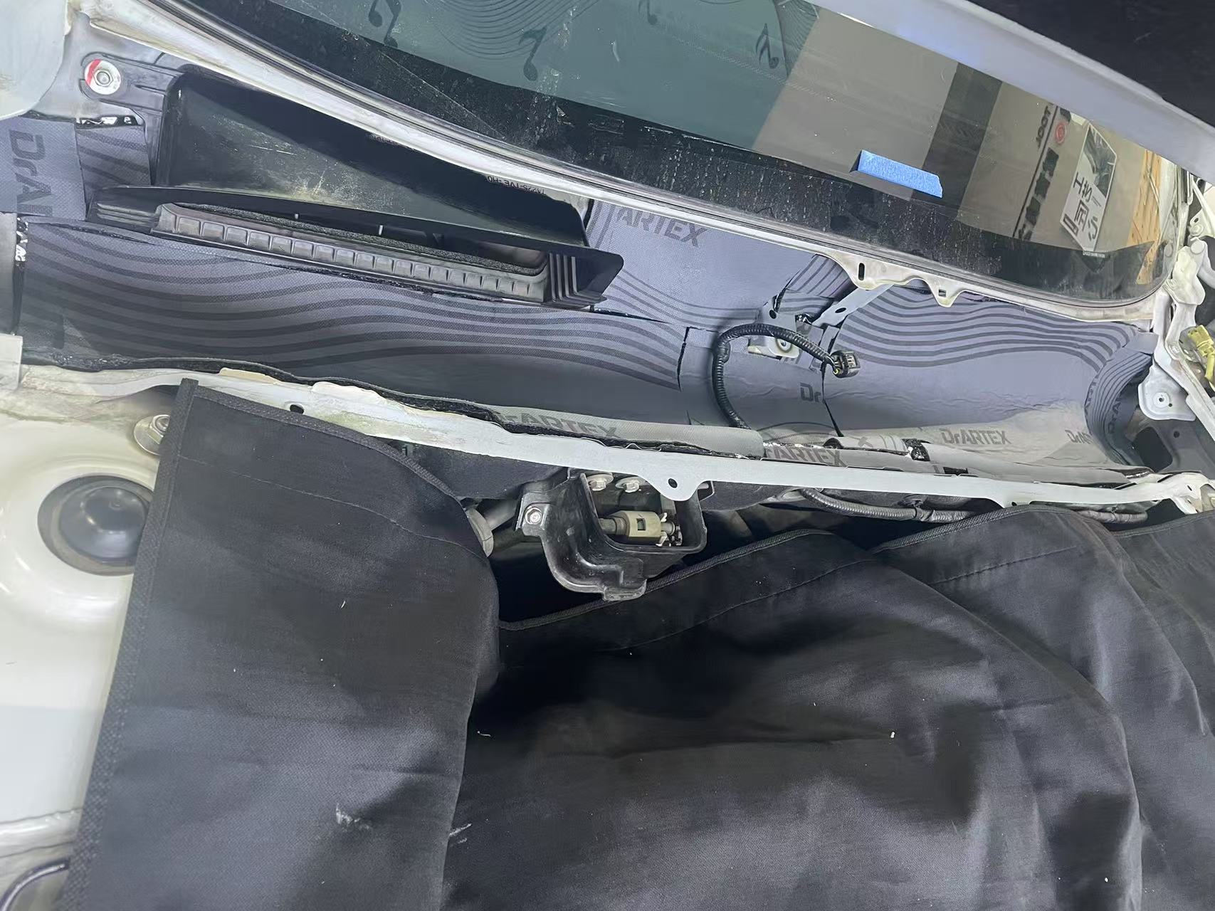 1739159459320287.jpg U型槽 阿德萨超级护甲07隔音棉.jpg